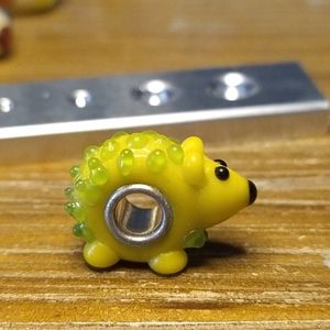 Adorable lamp work murano glass hedgehog for charm bracelet